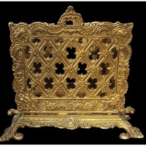 VTG Virginia Meltalcrafters Ornate Intricate Solid Brass Desktop/Napkin Holder